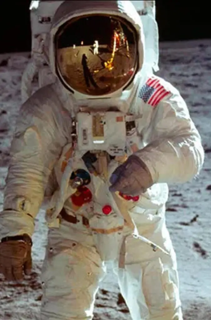 Motion Pictures of the Apollo 11 Lunar Landing