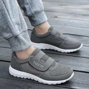 Men's Breathable Mesh Vulcanized Sneakers