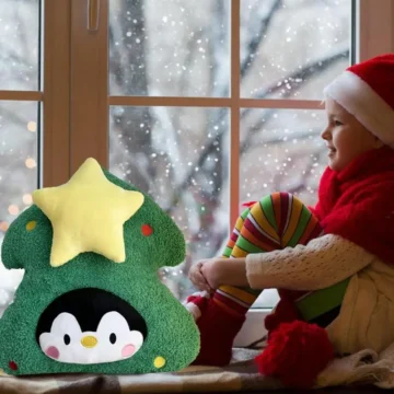 Star-Topped Plush Christmas Tree Pillow 2