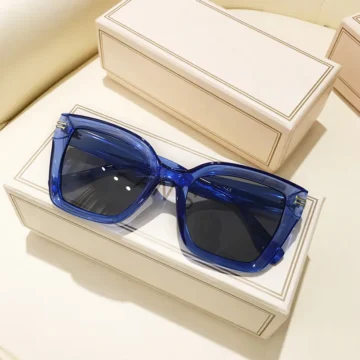 Trendy Blue Designer Sunglasses UV400 - Unisex