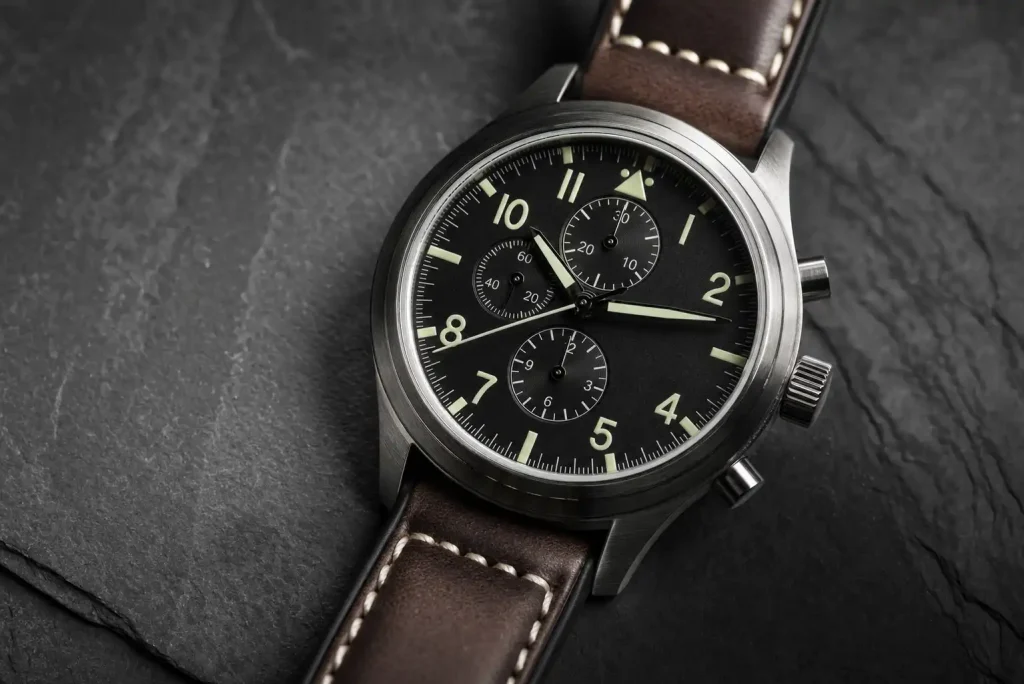 OLEVS Pilot Quartz Mens Watch - Tech Gadget Spotlight