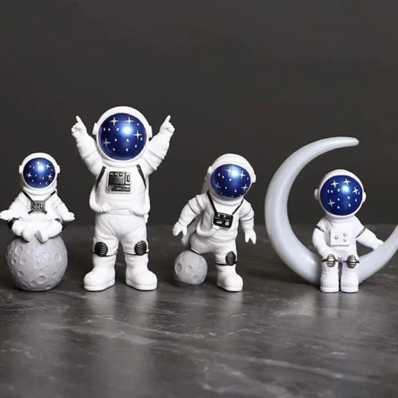 Space Explorer Astronaut Figurines 4Pc Set | PricZone