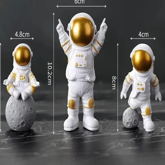 Space Explorer Astronaut Figurines 4Pc Set 6 | PricZone