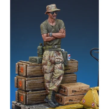 1/35 US Army Gulf War Driver - Unpainted Resin Figure Kit 2