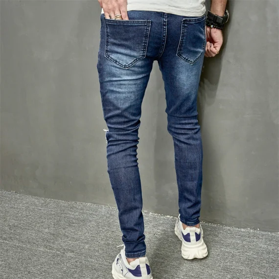 Mens Classic Solid Color Baggy Jeans 3 | PricZone