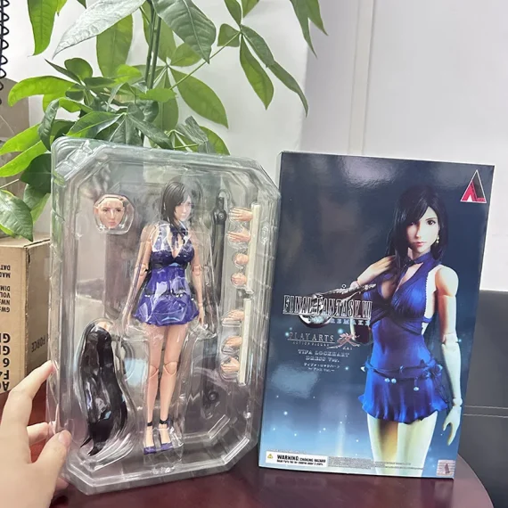 Final Fantasy VII Tifa Lockhart Purple Dress Figure 5 | PricZone