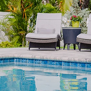 pool shock, pool chlorine