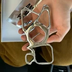 Silver Hollow Magnetic iPhone Case 4 | PricZone Silver Hollow Magnetic iPhone Case 4 | PricZone