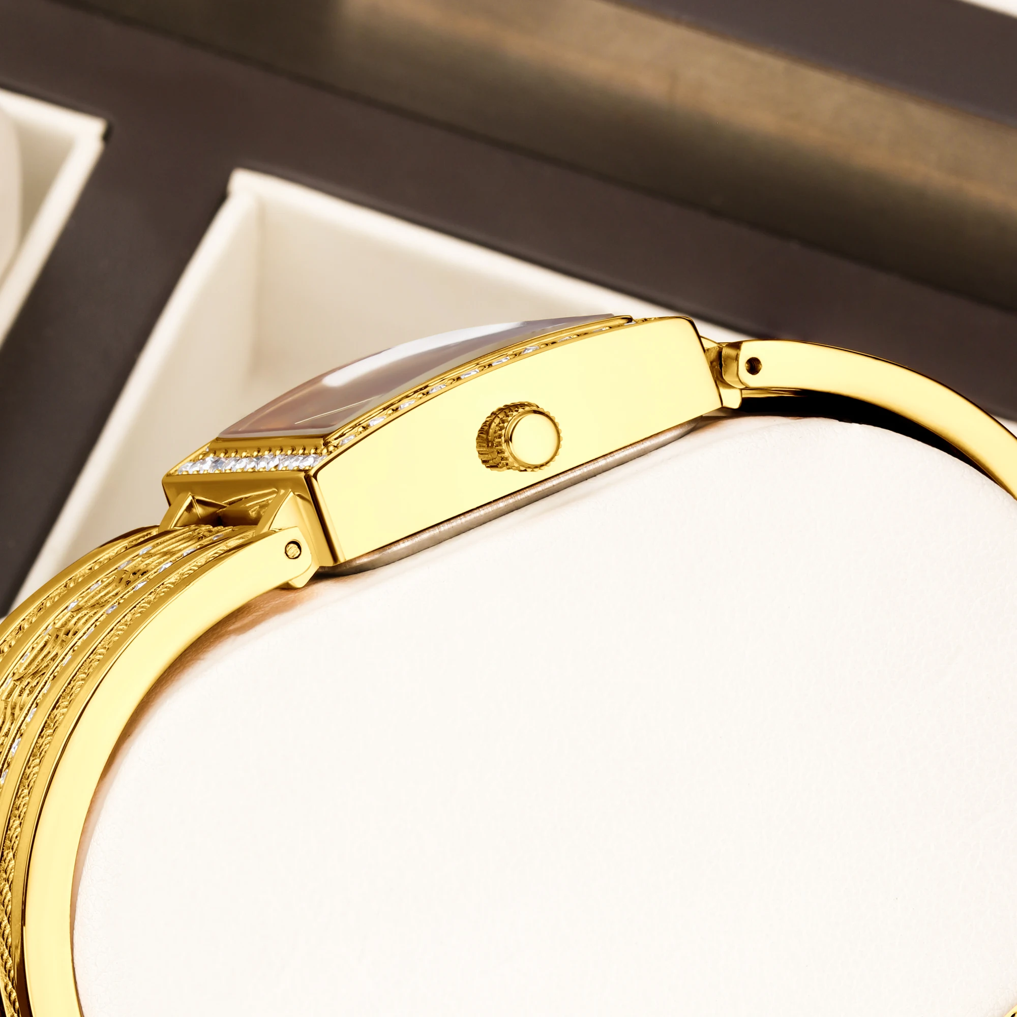 Yalalusi Fashion Waterproof Sports Watch Gold 3 | PricZone Yalalusi Fashion Waterproof Sports Watch Gold 3 | PricZone