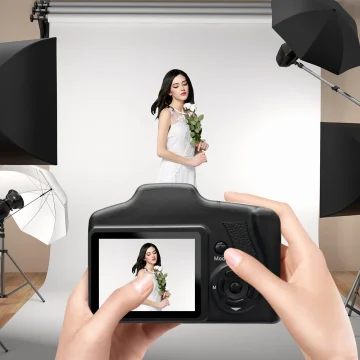 16MP Vlogging Camera with 2.4 Inch LCD Screen and 16X 2