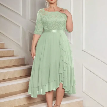 Plus Size Floral Lace Chiffon Cocktail Dress with Ruffle Hem 2