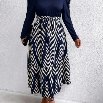 Plus Size Round Neck Long Sleeve Chevron Print Midi Dress 2