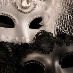 Elegant Feather Lace Rhinestone Venetian HalfFace Mask Set 5 | PricZone